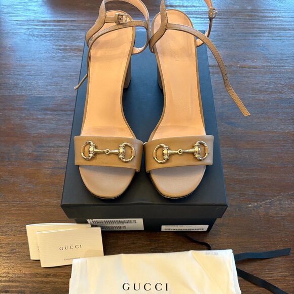 Gucci Horsebit Sandal size 38.5 Beige/Nude - Picture 1 of 3